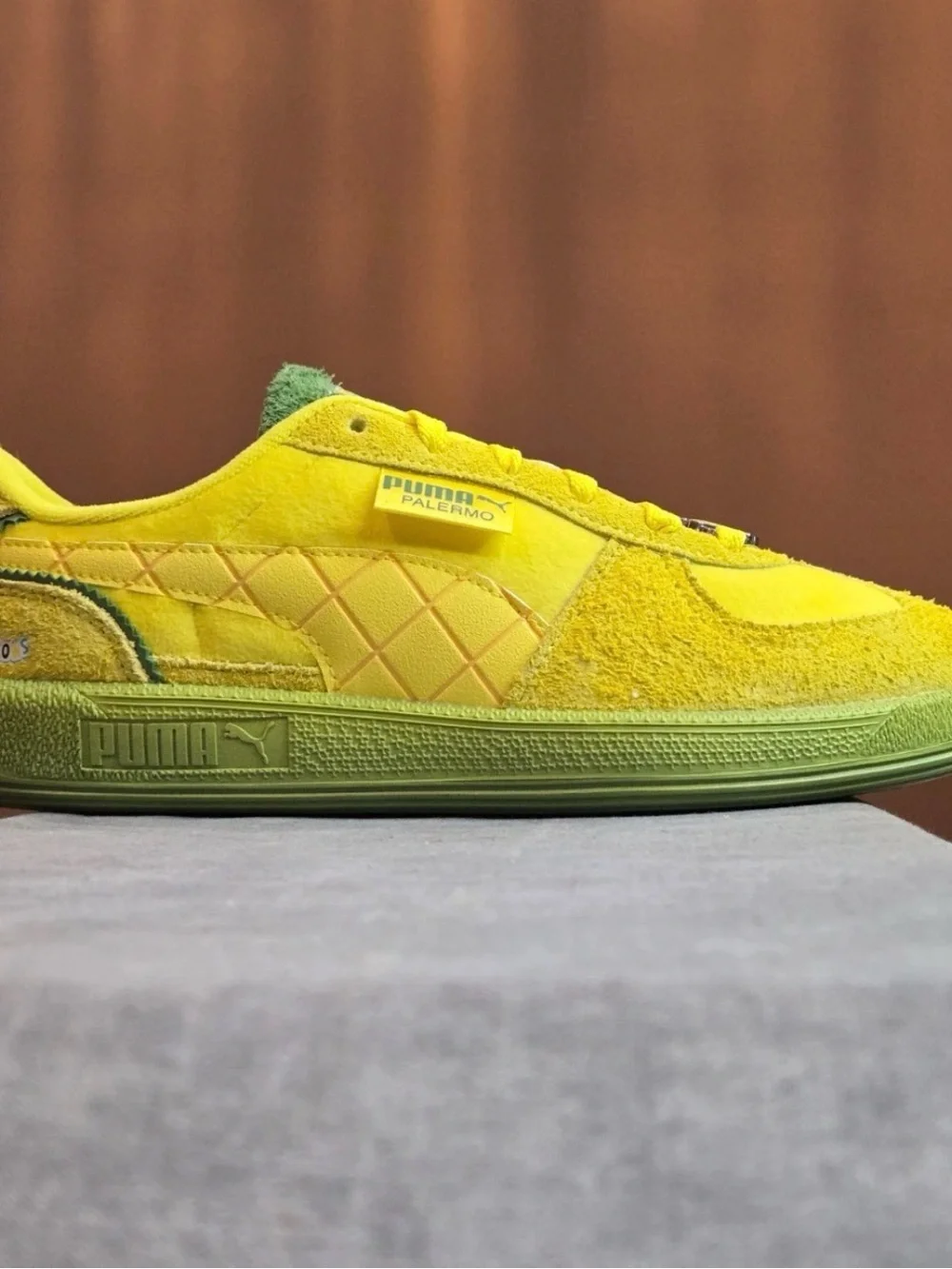 Puma Xsquishmallows Palermo Maui pineapple parakeet green talla 7 Women - Picture 4 of 10